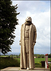 Statyn p Ven av Tycho Brahe, dr han naturligtvis blickar upp mot skyn.